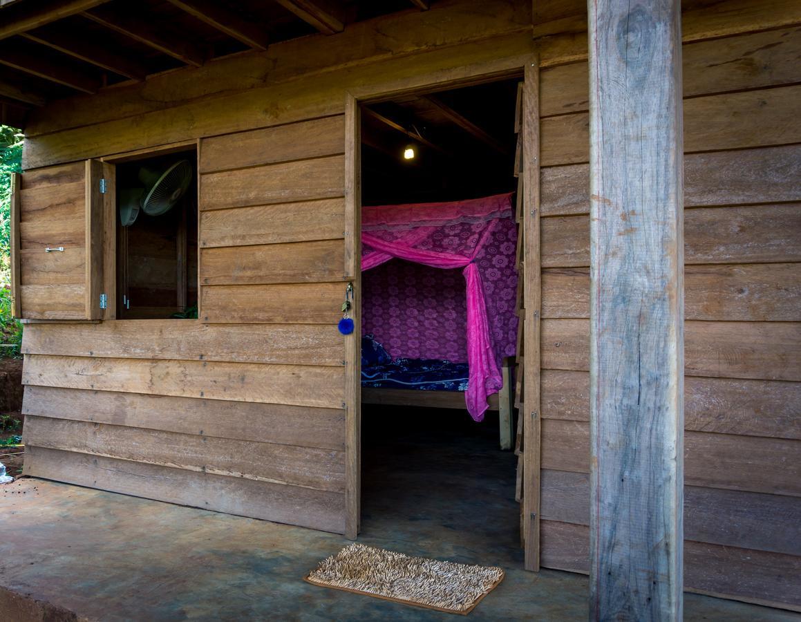 Mr Pov Home Stay Banlung Buitenkant foto
