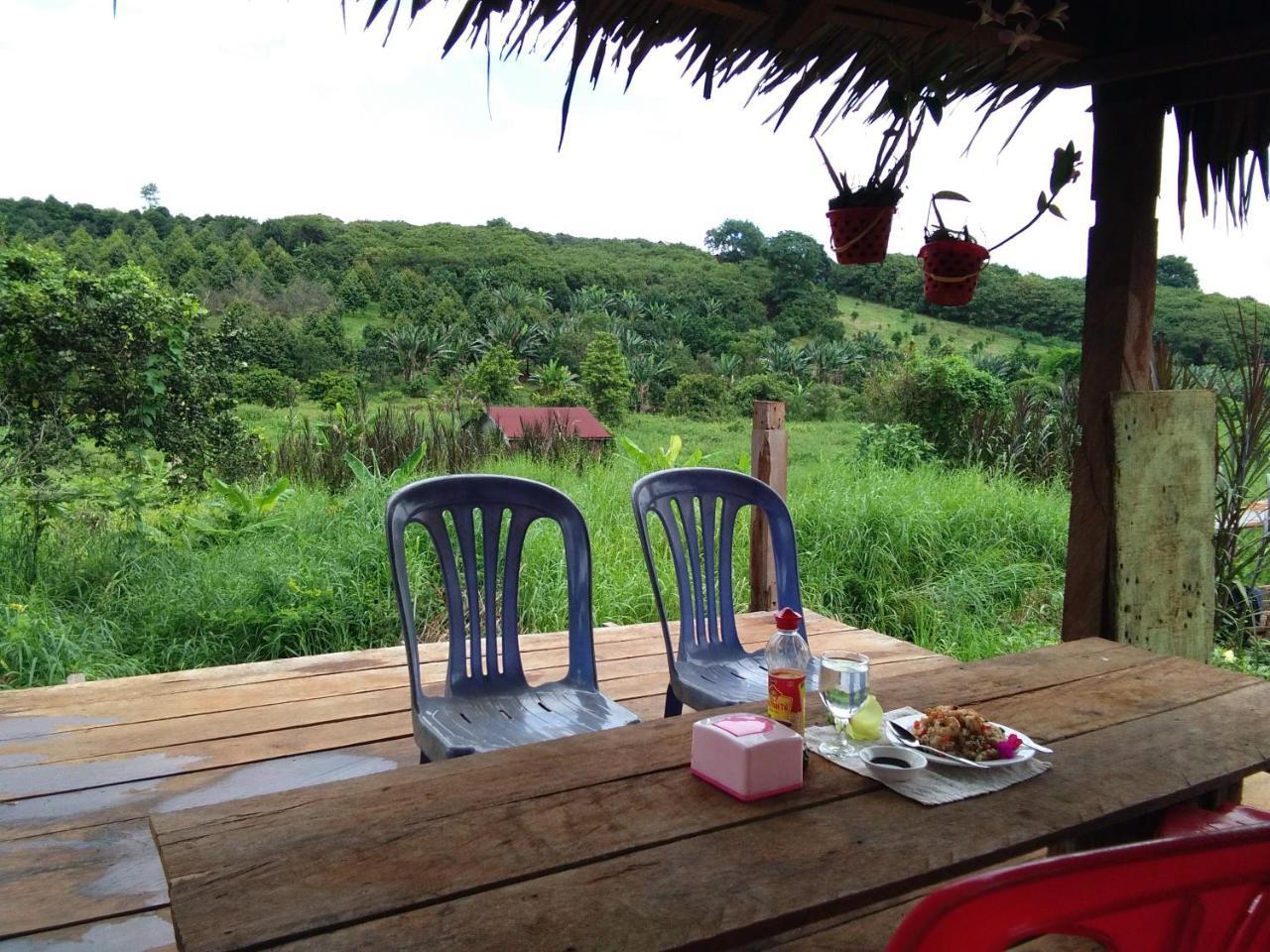 Mr Pov Home Stay Banlung Buitenkant foto